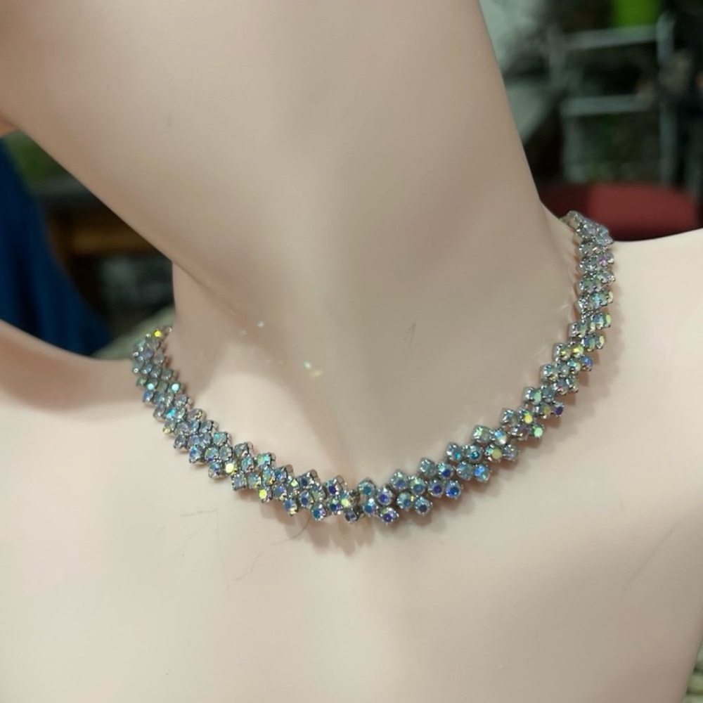 Gorgeous AB crystal choker/short necklace with swarovski elements CABR1 - Picture 7 of 11